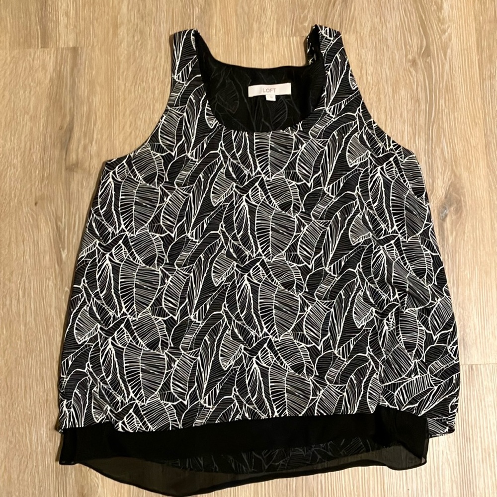 Loft Black and White Leaf Print Women's Top